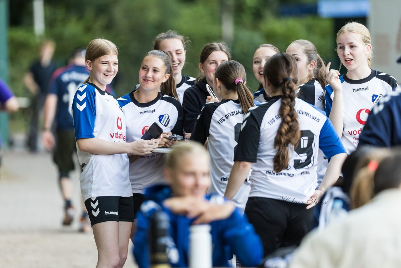 Bild 107 - Loewinnen Cup